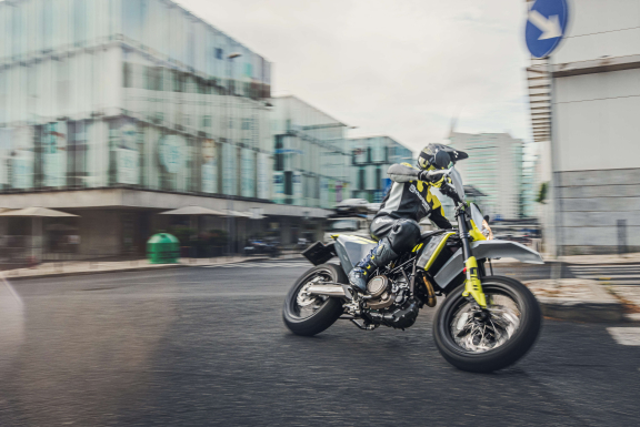 Husqvarna 701 Supermoto