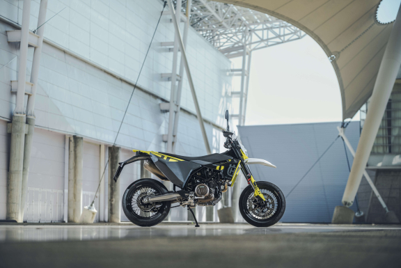Husqvarna 701 Supermoto
