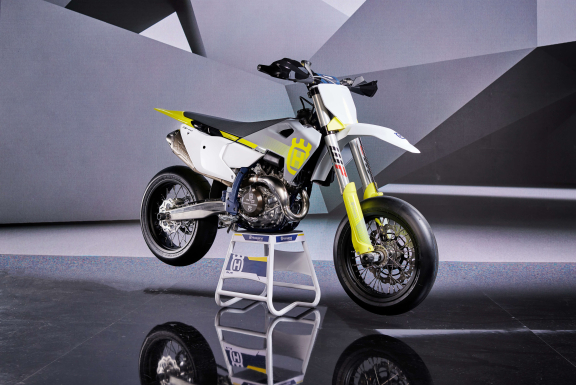 Husqvarna 701 Supermoto