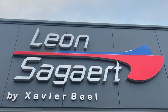 Leon